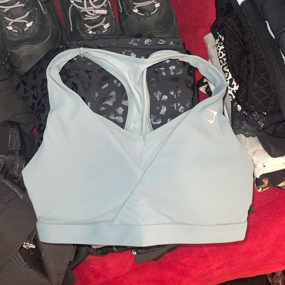 NEW!! CROSSOVER SPORTS BRA/ Small - Picture 4 of 5